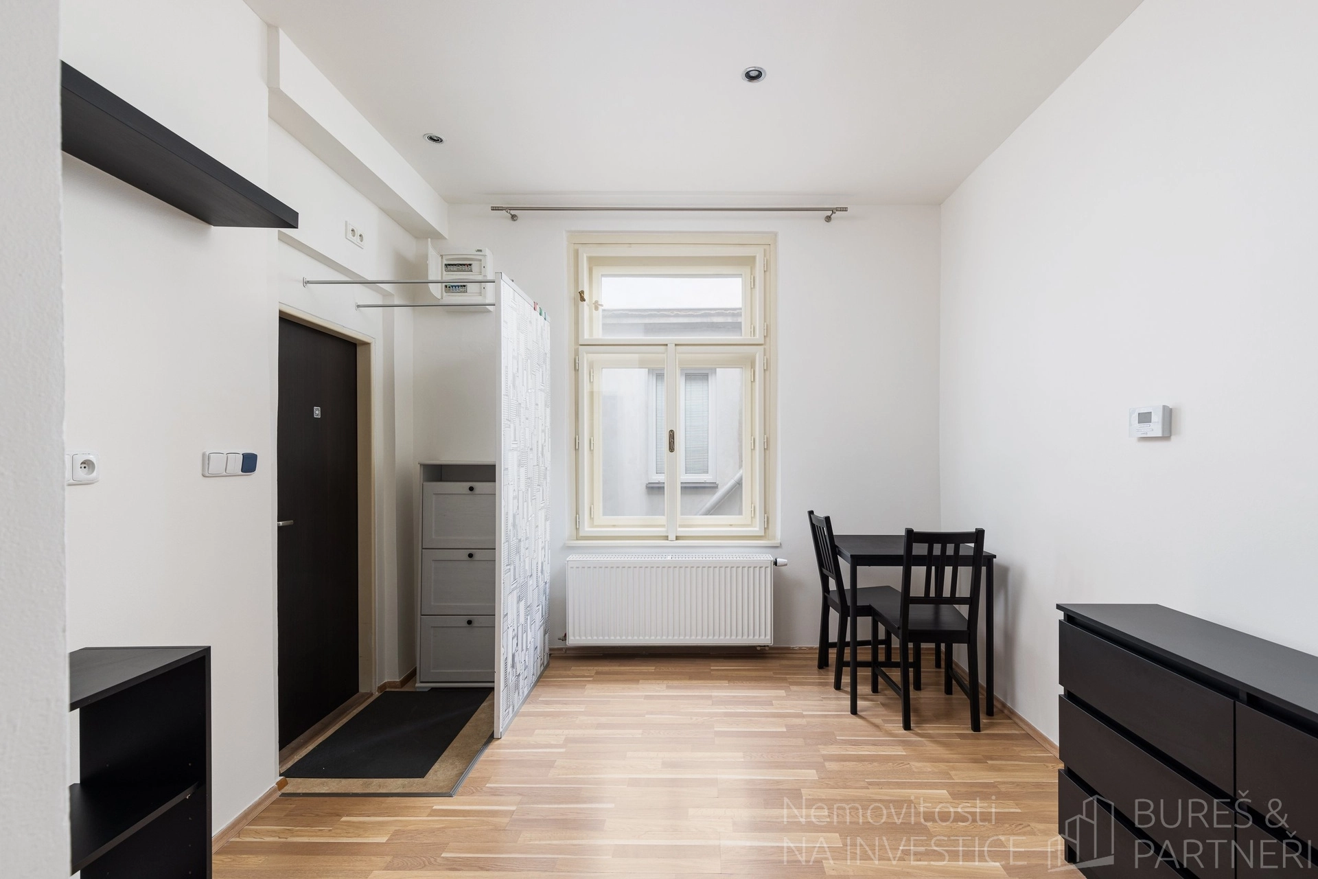 Pronájem byty 1+kk, 30 m2 - Navrátilova, Praha 1 - Nové Město